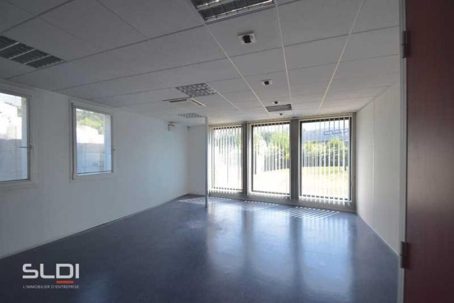 Bureaux A LOUER - VOREPPE - 741 m²