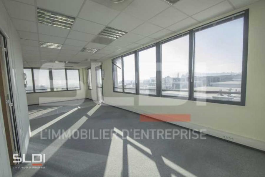 Bureaux A LOUER - VILLEFRANCHE SUR SAONE - 557 m²