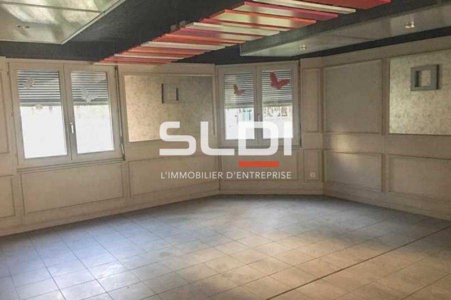 Commerces A LOUER - LYON - 295 m²