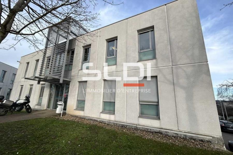 Bureaux A LOUER - LIMAS - 129 m²