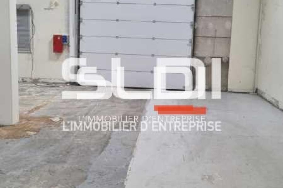 Activités A LOUER - SAINT ETIENNE - 1 071 m²