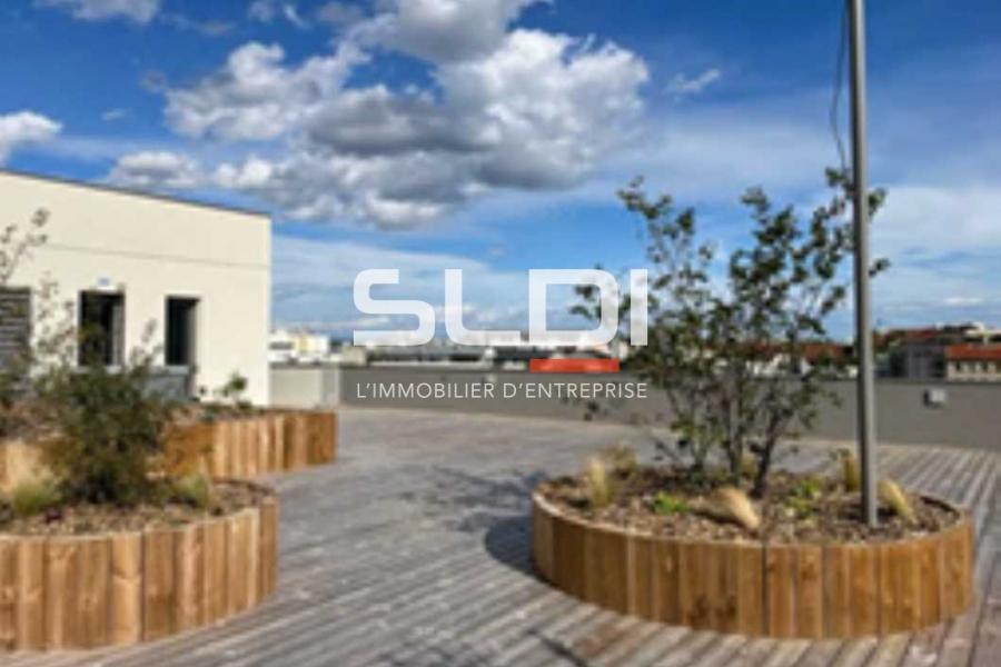 Bureaux A LOUER - VILLEURBANNE - 7 156 m²