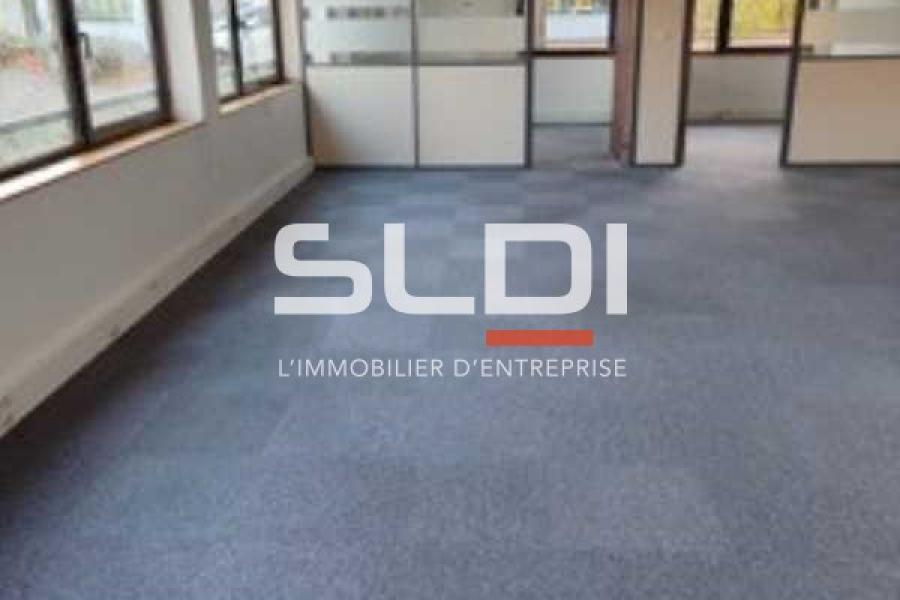 Bureaux A LOUER - SAINT PRIEST - 1 487 m²