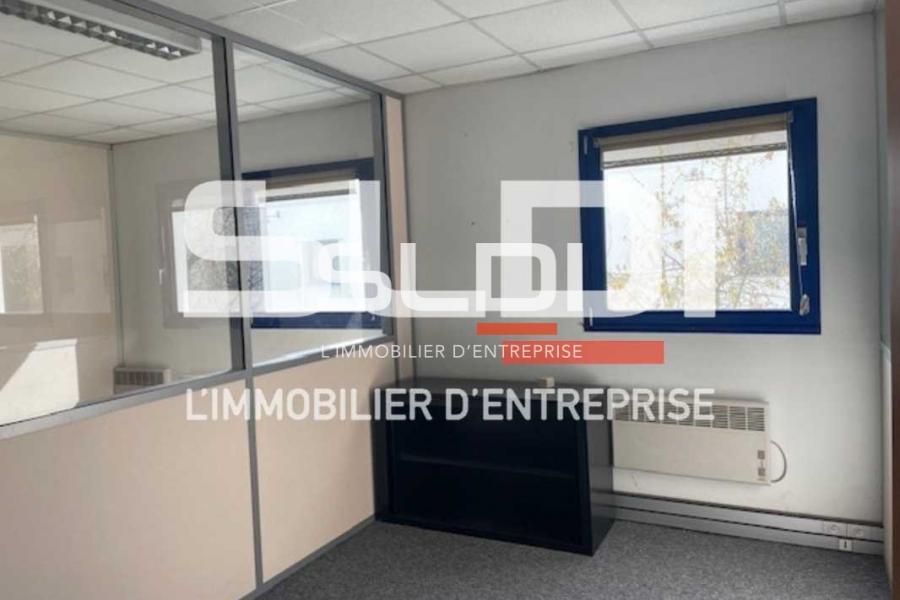 Bureaux A LOUER - VILLEURBANNE - 528 m²